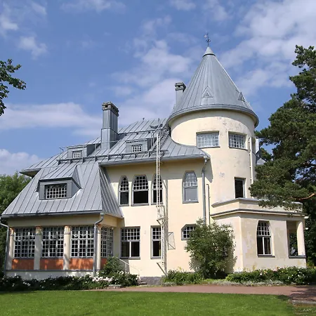 Отель Majvik Congress