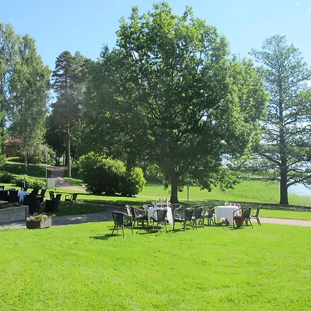 Majvik Congress 4* Kirkkonummi