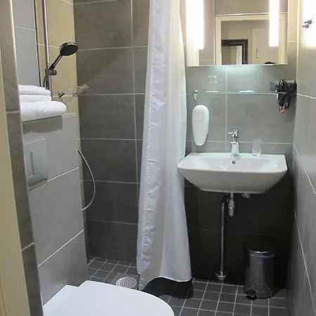 Majvik Congress Отель Киркконумми