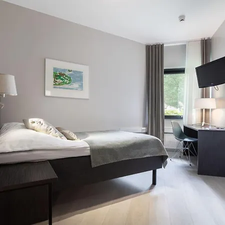 Отель Majvik Congress 4*