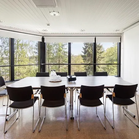 Отель Majvik Congress Киркконумми