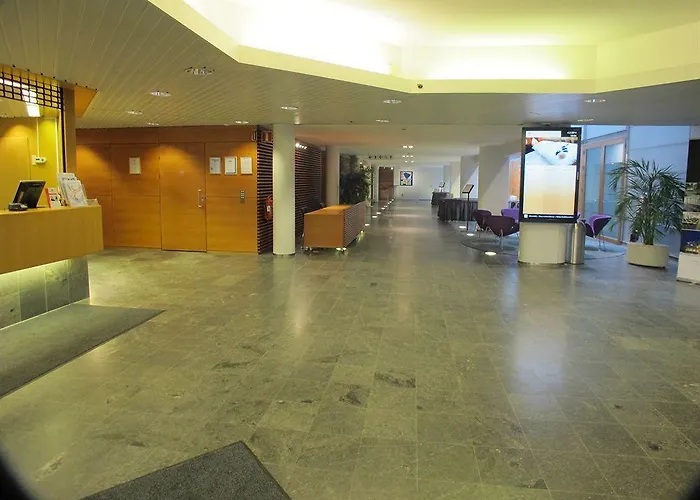 Majvik Congress ホテル